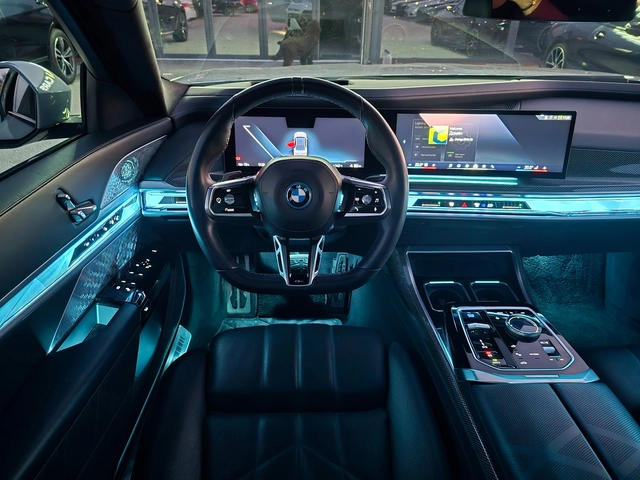 BMW i7 M60* TV* LANG* M Shadow line* 21 M Wheels* Individ - автомобили, коли, обяви за нови и употребявани 13
