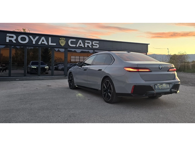 BMW i7 M60* TV* LANG* M Shadow line* 21 M Wheels* Individ - автомобили, коли, обяви за нови и употребявани 5
