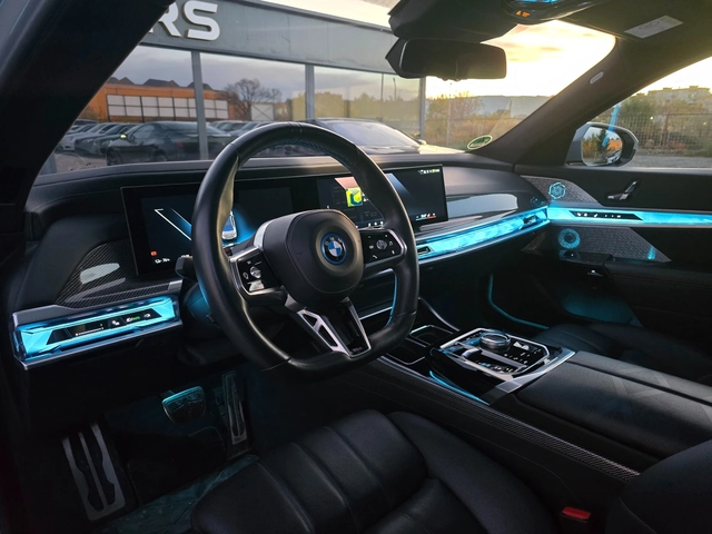 BMW i7 M60* TV* LANG* M Shadow line* 21 M Wheels* Individ - автомобили, коли, обяви за нови и употребявани 8