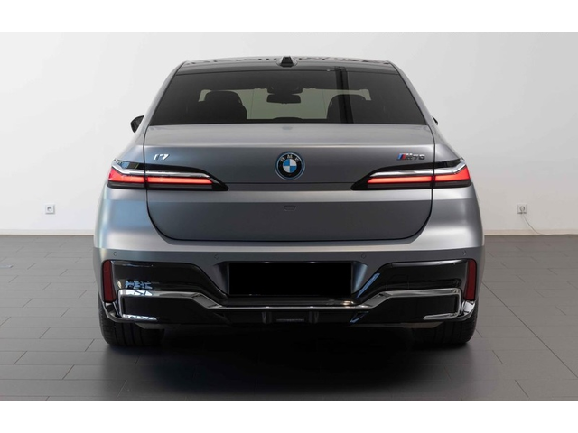 BMW i7 i7 M70 xDrive  - автомобили, коли, обяви за нови и употребявани 5
