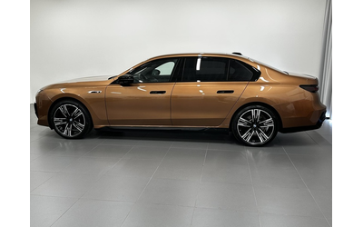 bmw-i7-i7-m70-xdrive - 2