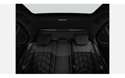 BMW i7 xDrive60 Sedan - автомобили, коли, обяви за нови и употребявани 10