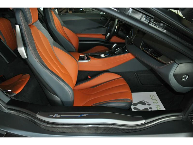 BMW i8 Coupe - автомобили, коли, обяви за нови и употребявани 13