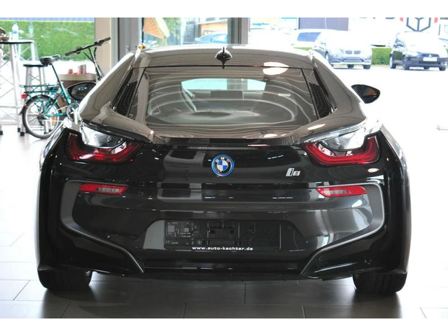 BMW i8 Coupe - автомобили, коли, обяви за нови и употребявани 6