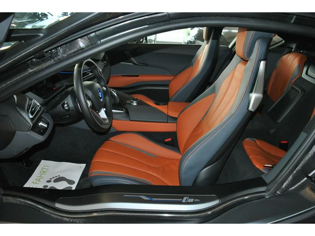 BMW i8 Coupe - автомобили, коли, обяви за нови и употребявани 9