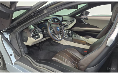 BMW i8 * КОЖА* ПОДГРЕВ* HEAD-UP* FULL* - автомобили, коли, обяви за нови и употребявани 7