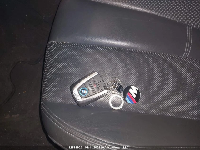 BMW i8 Keyless* Ambient* Подгреви* HUD* HK* - автомобили, коли, обяви за нови и употребявани 11