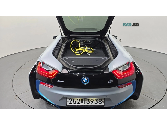 BMW i8 Coupe* HUD* 360* КОЖА* НАВИ - автомобили, коли, обяви за нови и употребявани 16