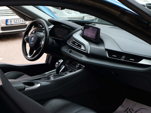 BMW I8 xDrive/Navi/Led - автомобили, коли, обяви за нови и употребявани 11