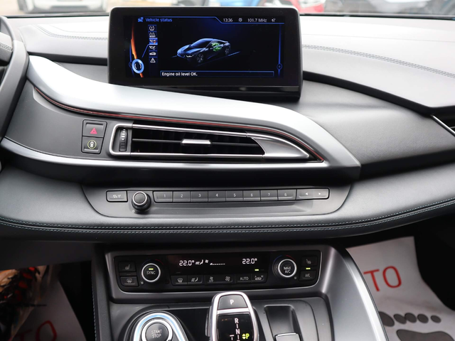 BMW I8 xDrive/Navi/Led - автомобили, коли, обяви за нови и употребявани 12