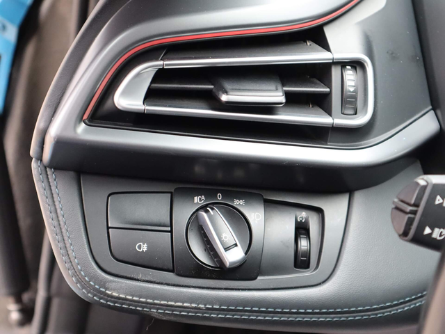 BMW I8 xDrive/Navi/Led - автомобили, коли, обяви за нови и употребявани 15