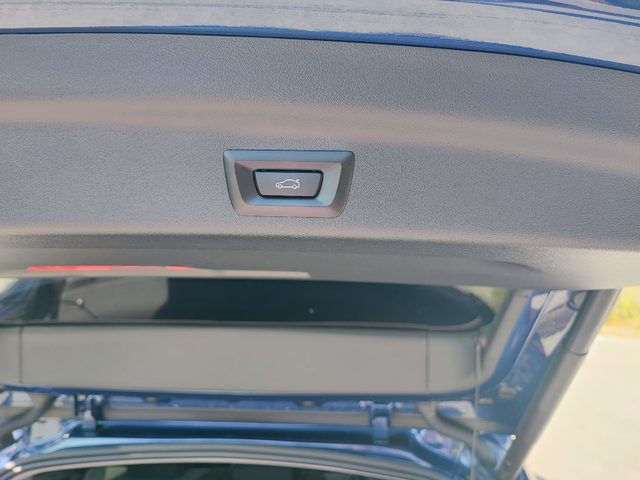 BMW iX 1 XDRIVE30 - автомобили, коли, обяви за нови и употребявани 14