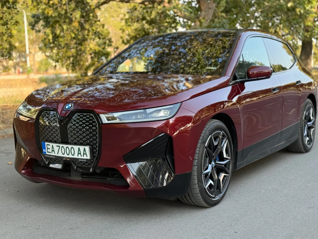 BMW iX 50* Xdrive* ГАРАНЦИЯ* Bowers&Wilkins* SWAROVSKI* F - автомобили, коли, обяви за нови и употребявани 4