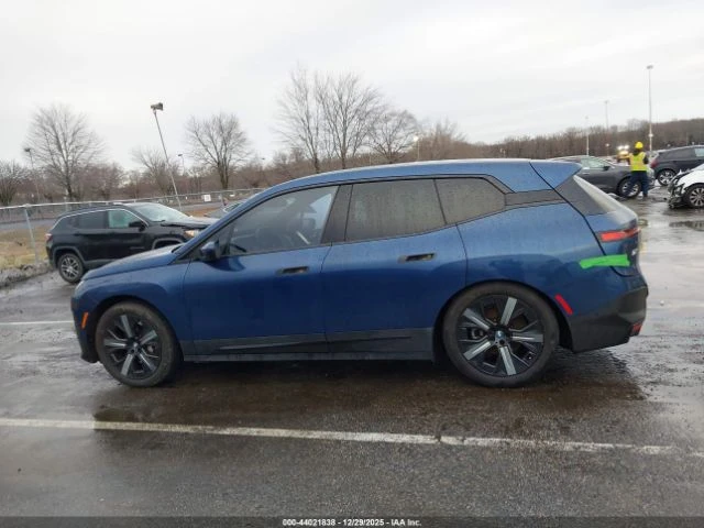 BMW iX XDRIVE50 - автомобили, коли, обяви за нови и употребявани 6