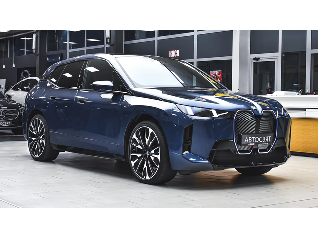 BMW iX xDrive60 M Sport - автомобили, коли, обяви за нови и употребявани 4