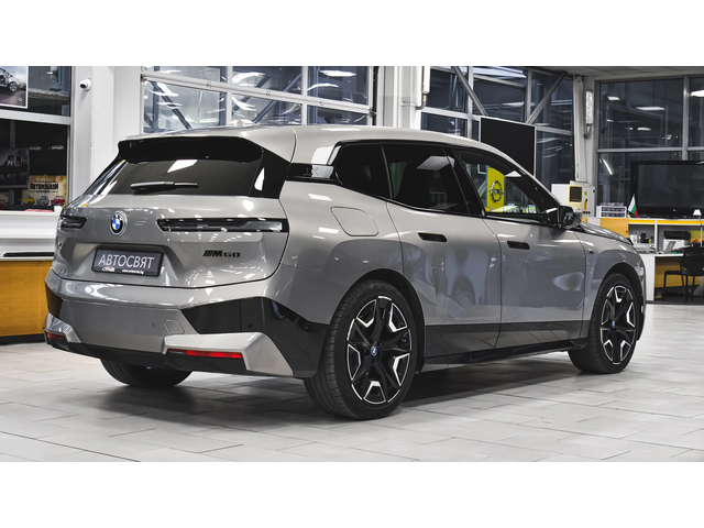BMW iX M60 - автомобили, коли, обяви за нови и употребявани 5