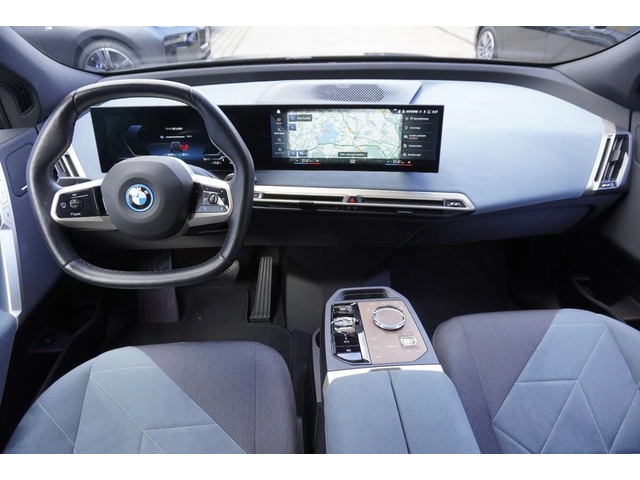 BMW iX xDrive50 - автомобили, коли, обяви за нови и употребявани 3