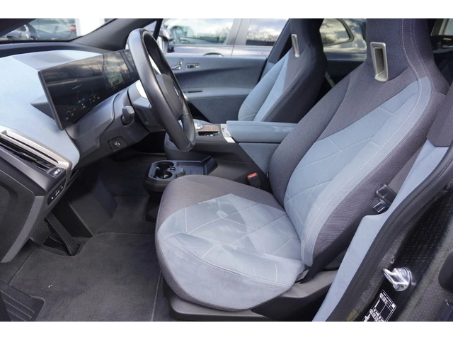 BMW iX xDrive50 - автомобили, коли, обяви за нови и употребявани 7