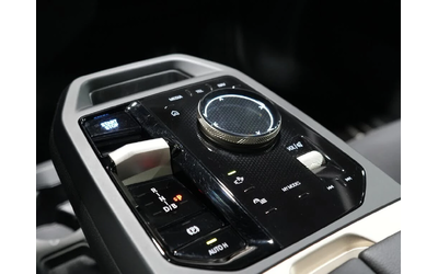 BMW iX xDrive* АвтоКредит* (ЦЕНА ДО БГ) - автомобили, коли, обяви за нови и употребявани 16