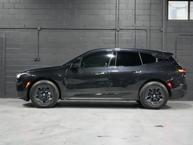 BMW iX xDrive* АвтоКредит* (ЦЕНА ДО БГ) - автомобили, коли, обяви за нови и употребявани 2