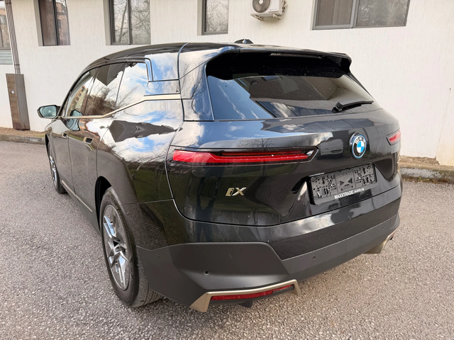 BMW iX 50 / X-DRIVE / ВЪЗДУХ - автомобили, коли, обяви за нови и употребявани 4