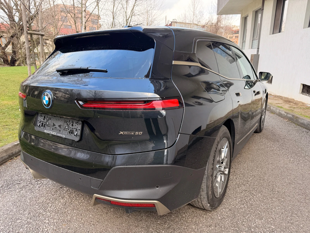 BMW iX 50 / X-DRIVE / ВЪЗДУХ - автомобили, коли, обяви за нови и употребявани 6