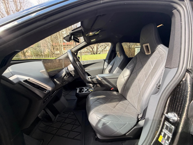 BMW iX 50 / X-DRIVE / ВЪЗДУХ - автомобили, коли, обяви за нови и употребявани 9