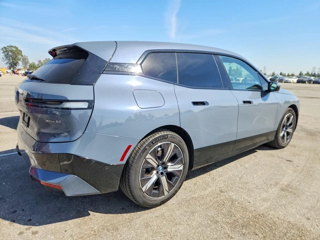 BMW iX XDRIVE50 - автомобили, коли, обяви за нови и употребявани 2
