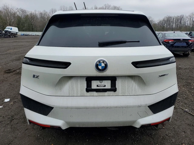 BMW iX Xdrive50 | 360 КАМЕРА | ОБДУХВАНЕ | МАСАЖ | - автомобили, коли, обяви за нови и употребявани 4