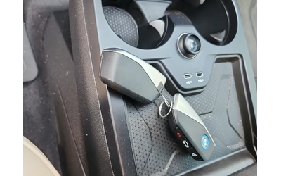 BMW iX AWD / Sky Lounge / Curved Display / - автомобили, коли, обяви за нови и употребявани 6