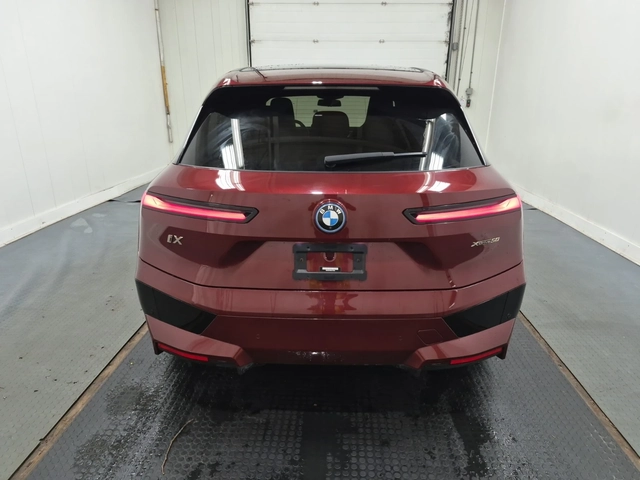 BMW iX xDrive50 - автомобили, коли, обяви за нови и употребявани 3