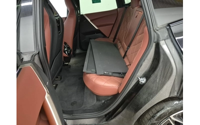 BMW iX - автомобили, коли, обяви за нови и употребявани 9