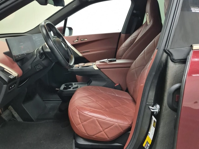 BMW iX xDrive50 - автомобили, коли, обяви за нови и употребявани 5