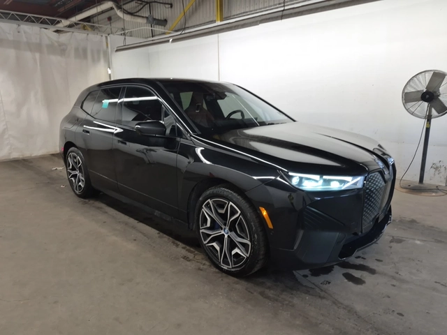 BMW iX - автомобили, коли, обяви за нови и употребявани 1