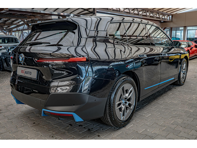 BMW IX xDrive 50/Harman Kardon/HuD/Камера 360/Амбиент/Laser light/ - автомобили, коли, обяви за нови и употребявани 5