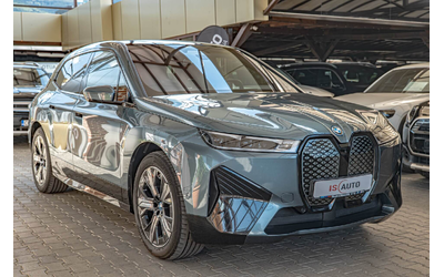 bmw-ix-xdrive-50-harman-kardon-swarovski-design-kamera-360-ambient - 1