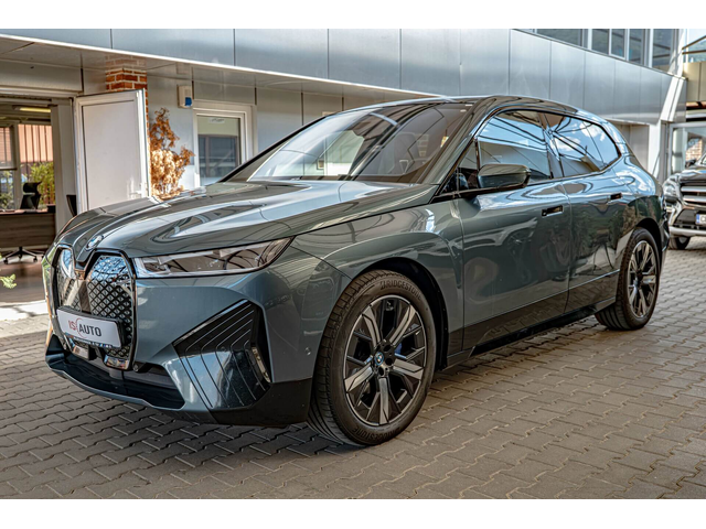 BMW IX xDrive 50/Harman Kardon/Swarovski/Design/Камера 360/Ambient/ - автомобили, коли, обяви за нови и употребявани 2