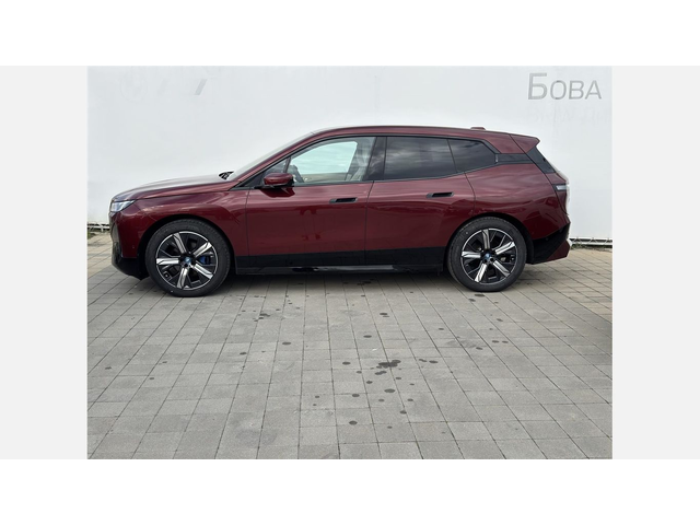 BMW iX xDrive40 - автомобили, коли, обяви за нови и употребявани 2