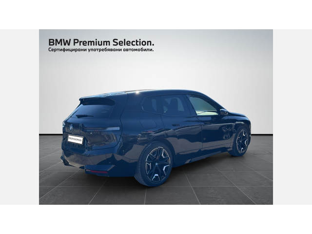 BMW iX xDrive40 - автомобили, коли, обяви за нови и употребявани 1