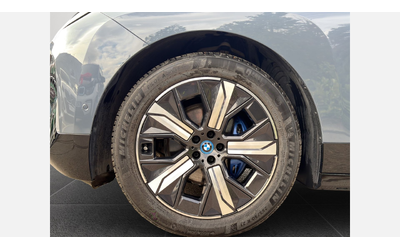bmw-ix-xdrive40 - 4