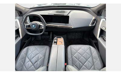 BMW iX xDrive40 - автомобили, коли, обяви за нови и употребявани 6