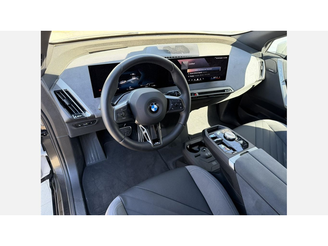 BMW iX xDrive45 - автомобили, коли, обяви за нови и употребявани 4