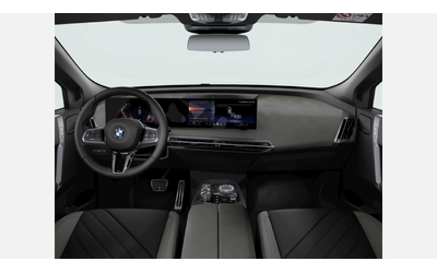 BMW iX xDrive45 - автомобили, коли, обяви за нови и употребявани 9