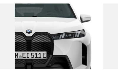 BMW iX xDrive45 - автомобили, коли, обяви за нови и употребявани 5