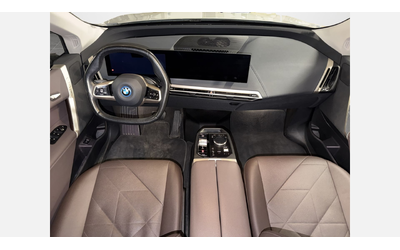 BMW iX xDrive50 - автомобили, коли, обяви за нови и употребявани 6