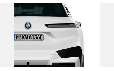 BMW iX xDrive50 - автомобили, коли, обяви за нови и употребявани 6