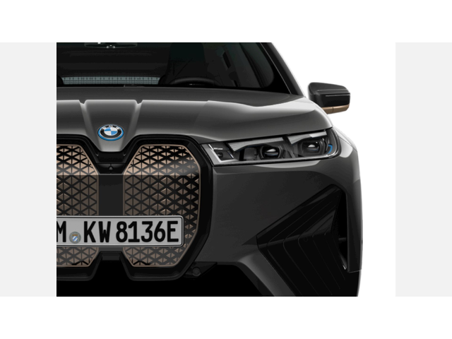 BMW iX xDrive50 - автомобили, коли, обяви за нови и употребявани 5