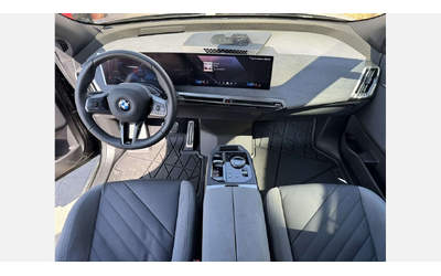 BMW iX xDrive60 - автомобили, коли, обяви за нови и употребявани 6