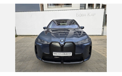 BMW iX xDrive60 - автомобили, коли, обяви за нови и употребявани 9