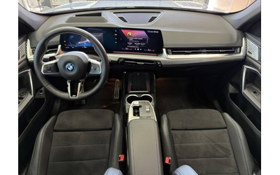 BMW iX1 iX1 eDrive20 - автомобили, коли, обяви за нови и употребявани 6